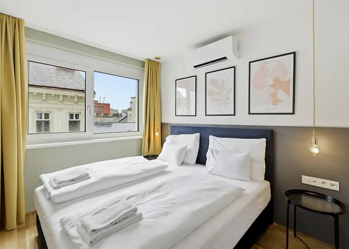 Premium With Air Conditioning - Doverys Yard 4*