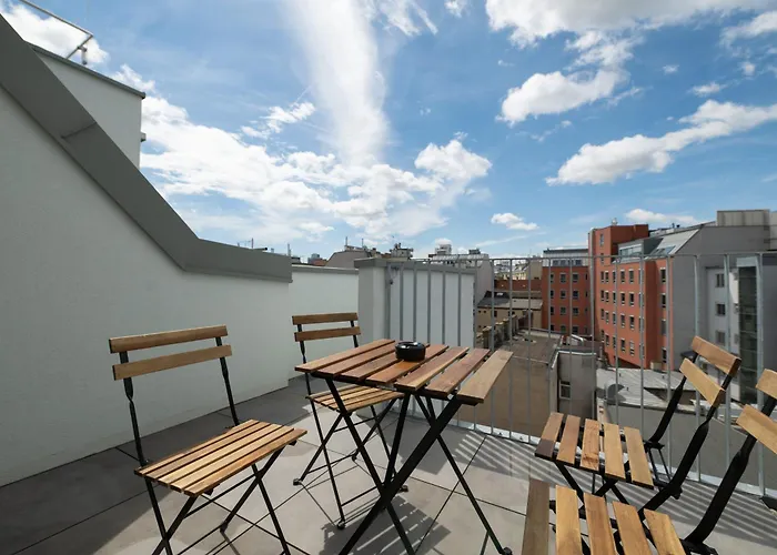 Premium With Air Conditioning - Doverys Yard 4*