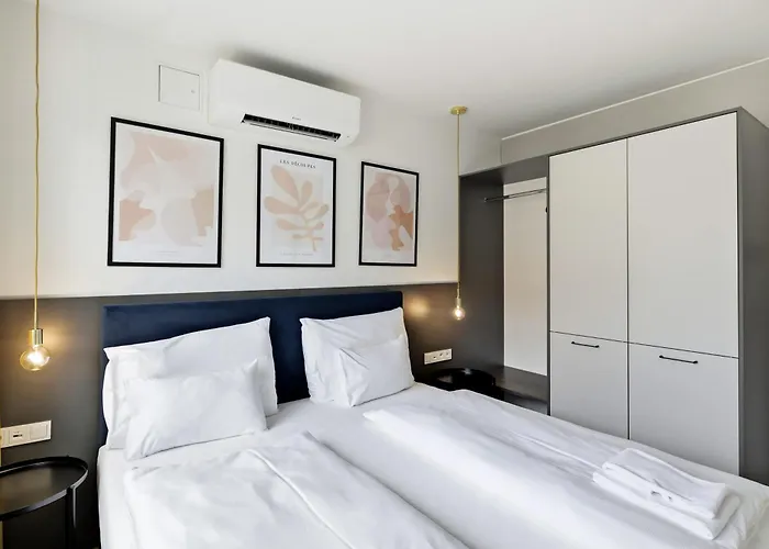 Aparthotel Premium With Air Conditioning - Doverys Yard 4*